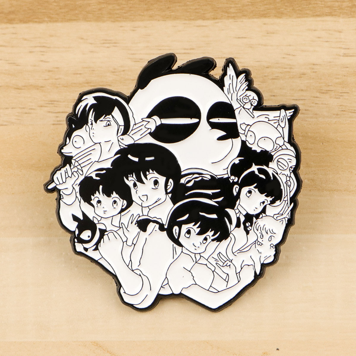 Cartoon Pigs Enamel Pin Brooch - Tuxedo Lapel Pin 评论和价格